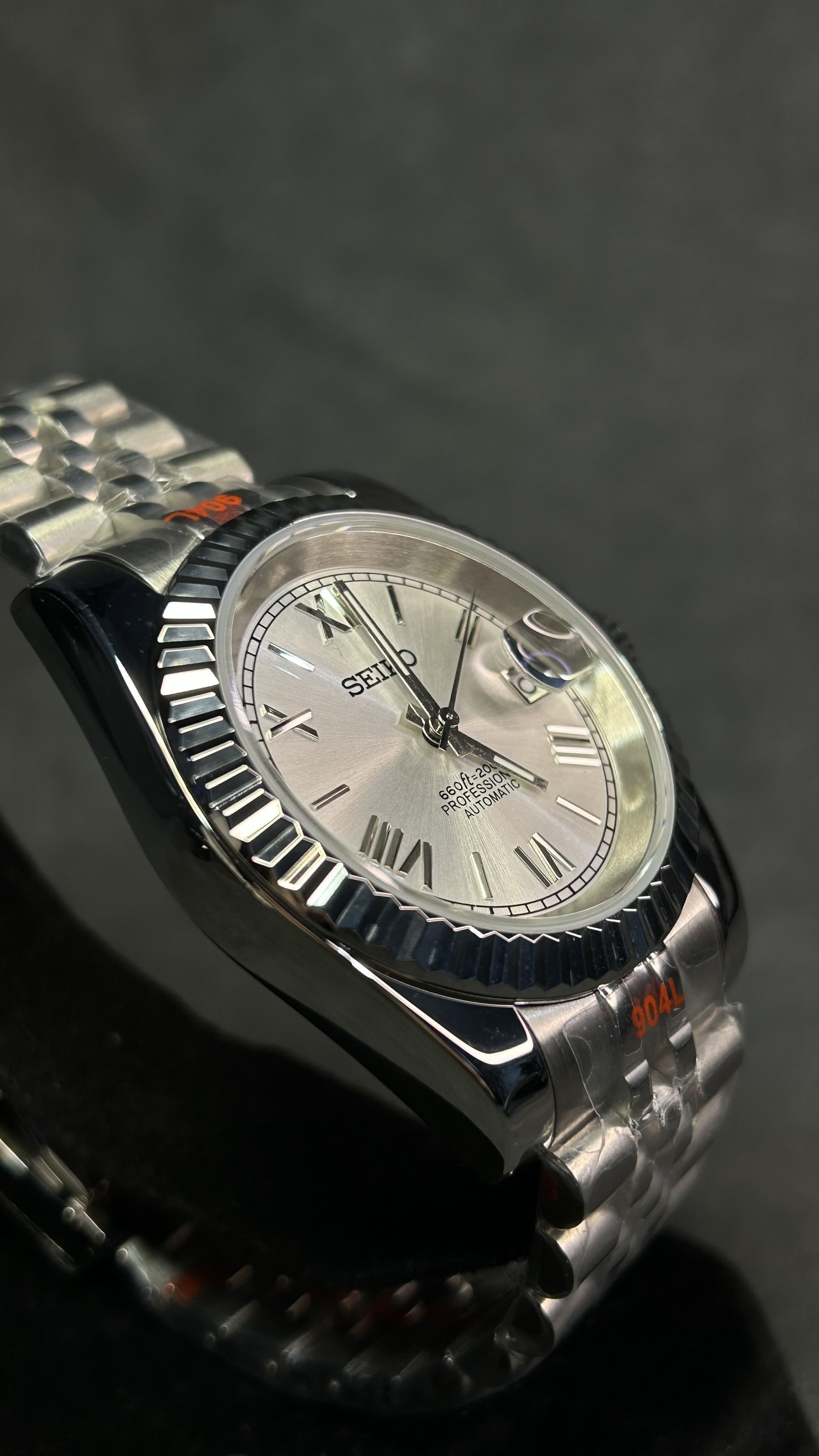 datejust-roman-silver